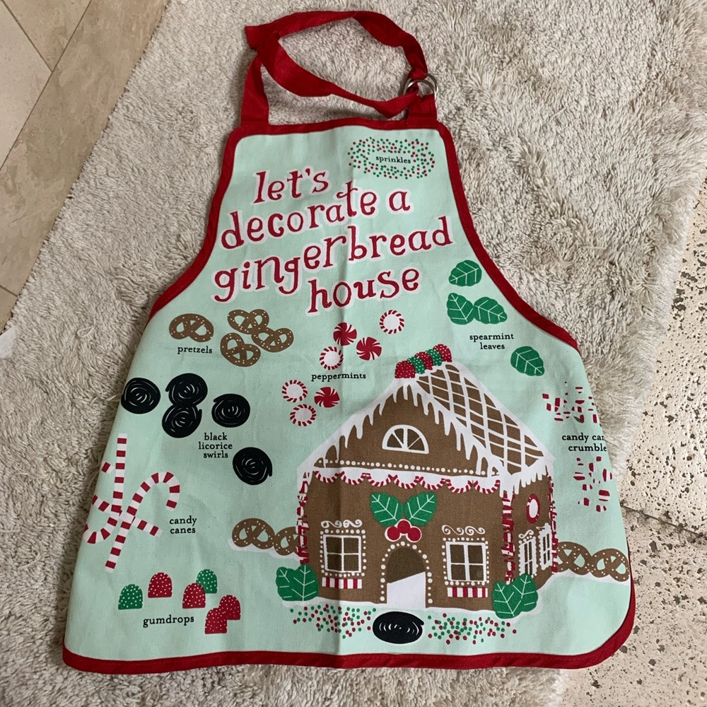 GINGERBREAD HOUSE KIDS APRON